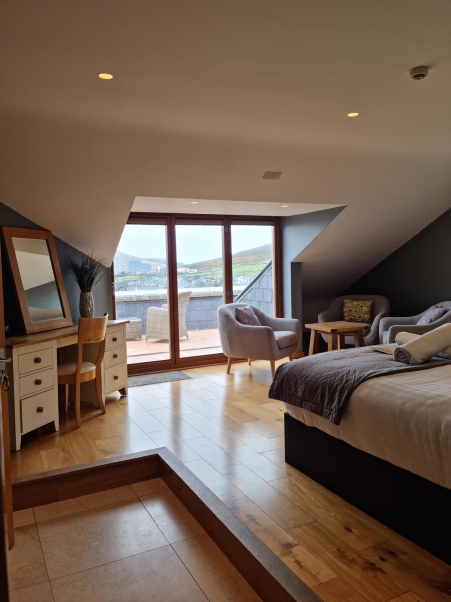 Fab View (Adults Only) Hotel Dingle Værelse billede