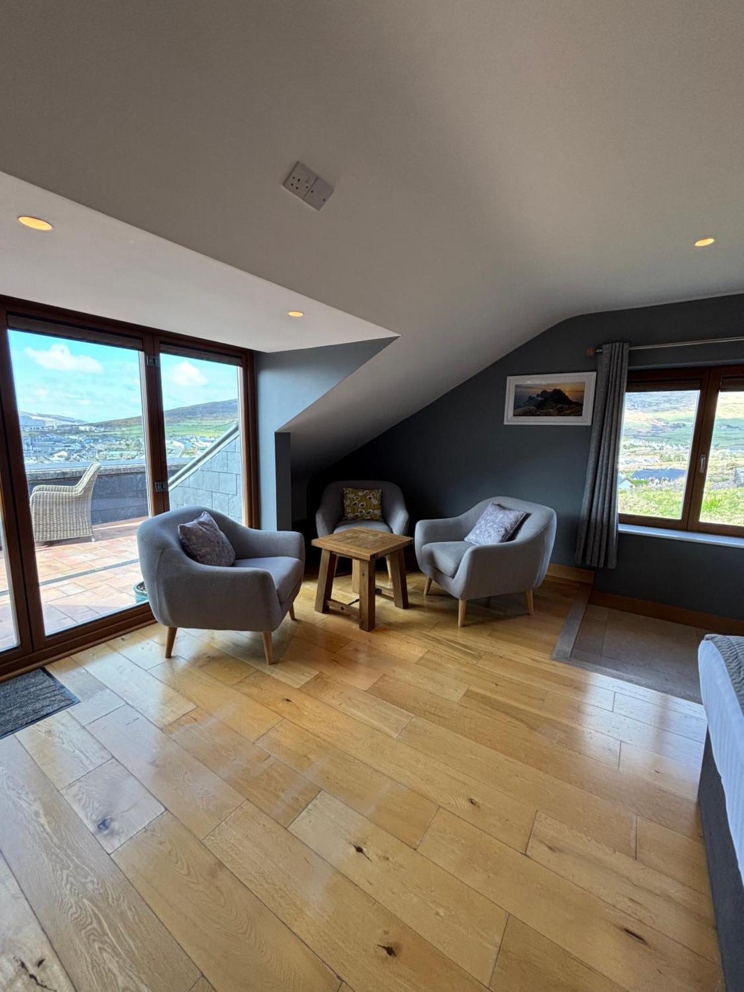 Fab View (Adults Only) Hotel Dingle Eksteriør billede