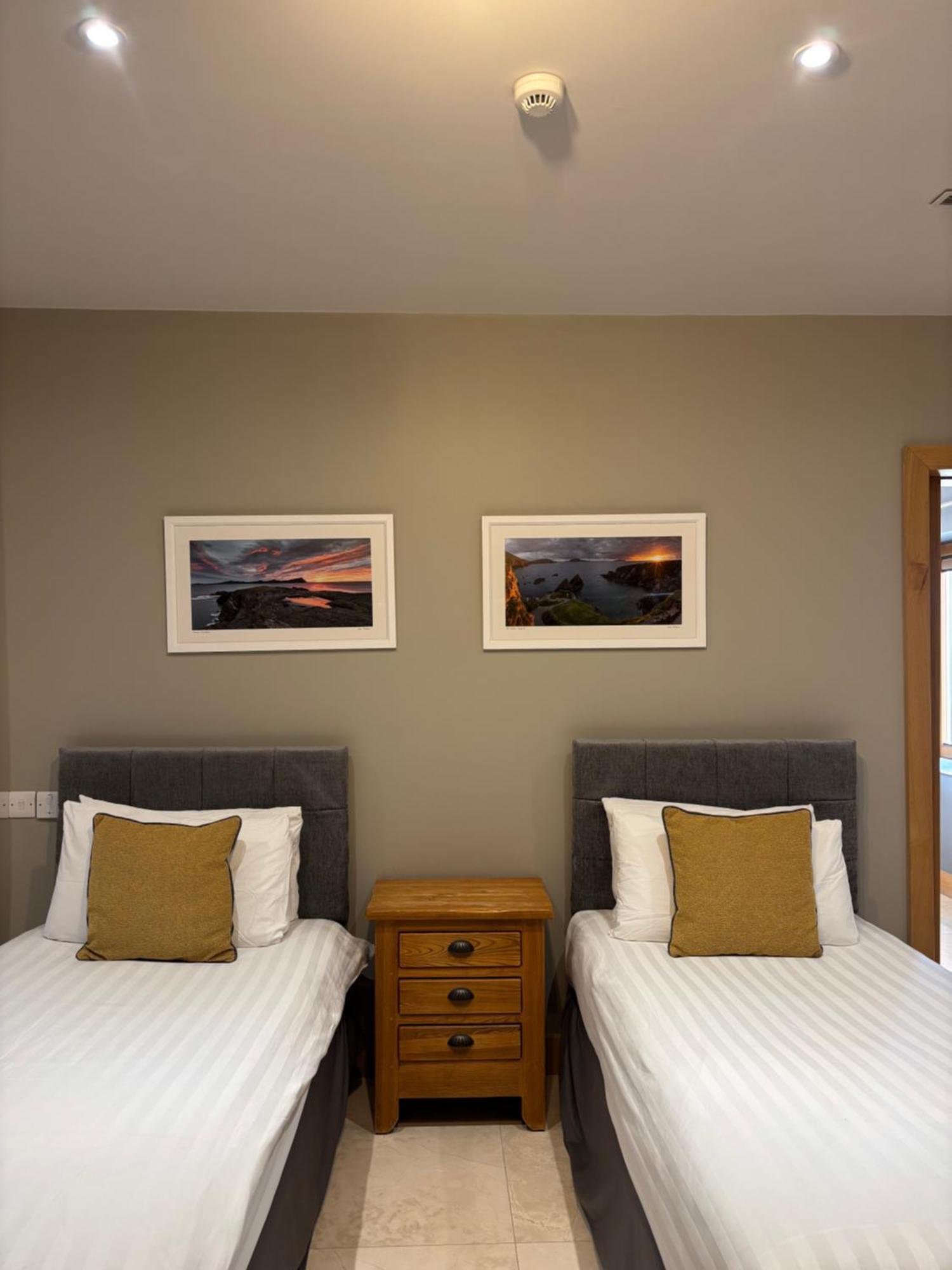 Fab View (Adults Only) Hotel Dingle Eksteriør billede