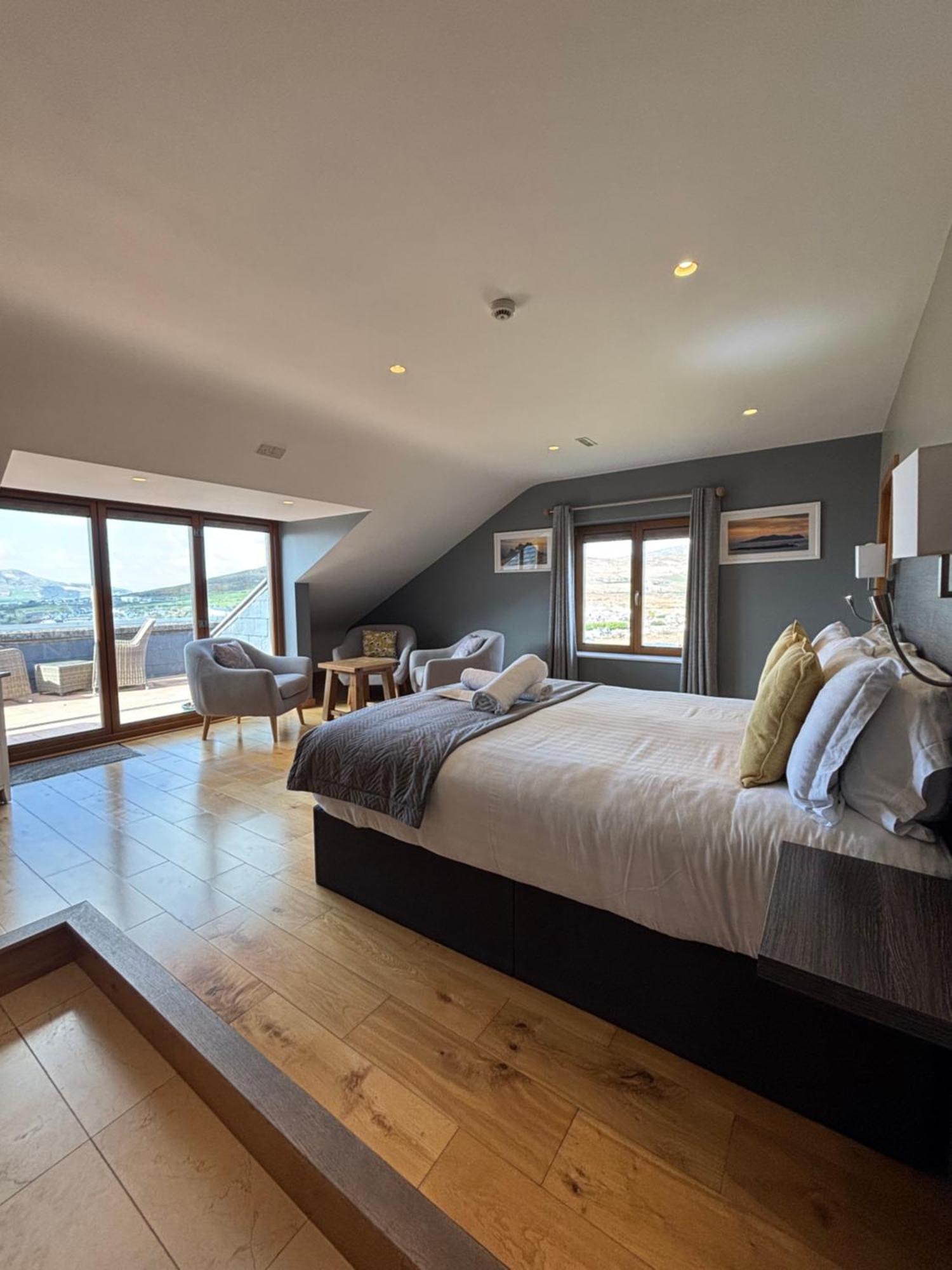 Fab View (Adults Only) Hotel Dingle Eksteriør billede